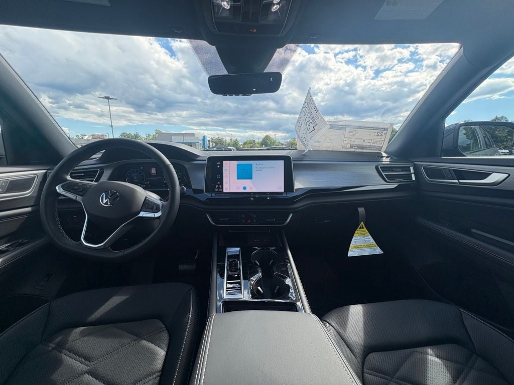 2026 Volkswagen Atlas Cross Sport 2.0T SE w/Technology