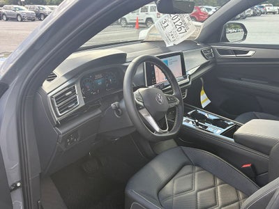 2026 Volkswagen Atlas Cross Sport 2.0T SE w/Technology