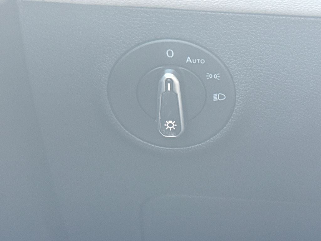 2026 Volkswagen Taos 1.5T SEL