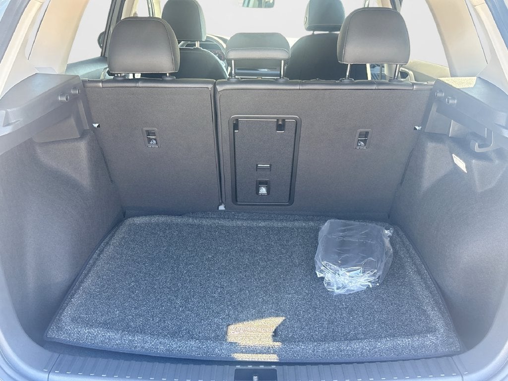 2027 Volkswagen Taos 1.5T SEL