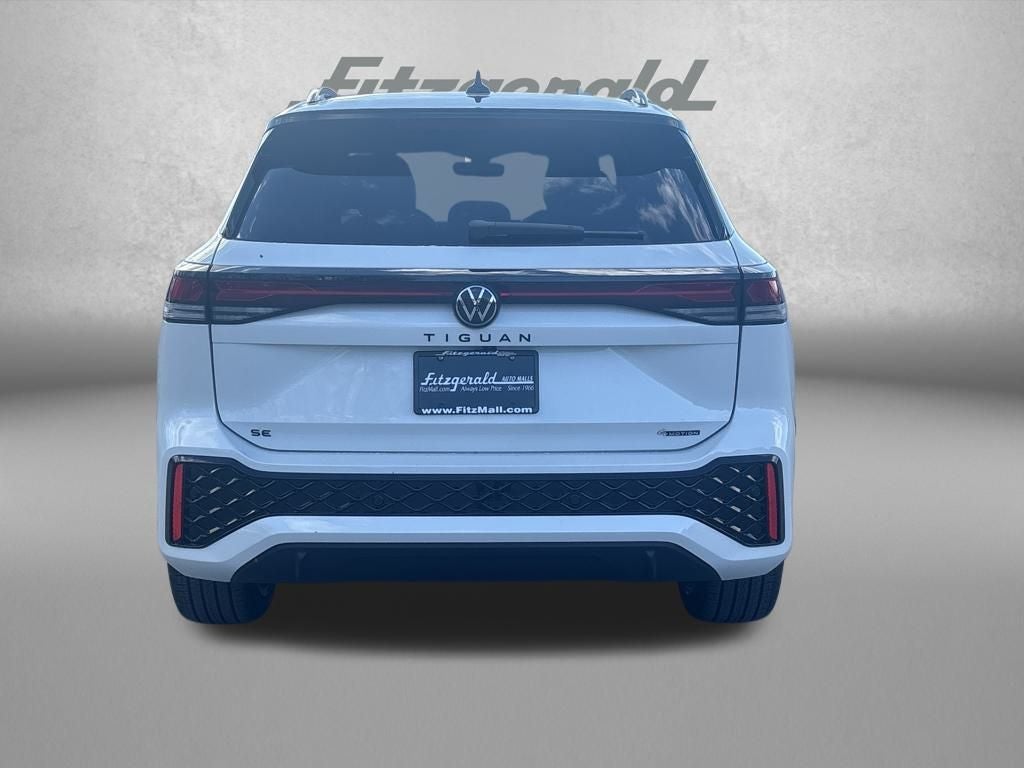 2026 Volkswagen Tiguan 2.0T SE R-Line Black