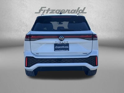 2026 Volkswagen Tiguan 2.0T SE R-Line Black