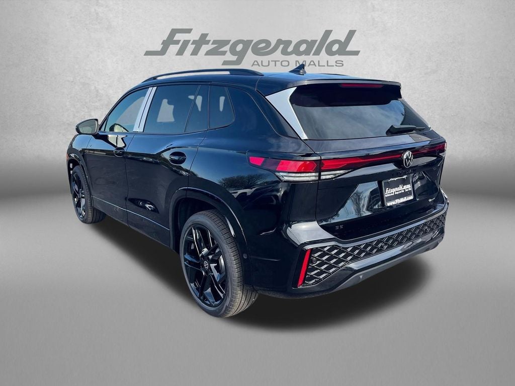 2026 Volkswagen Tiguan 2.0T SE R-Line Black