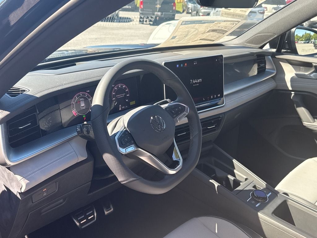 2026 Volkswagen Tiguan 2.0T SE R-Line Black