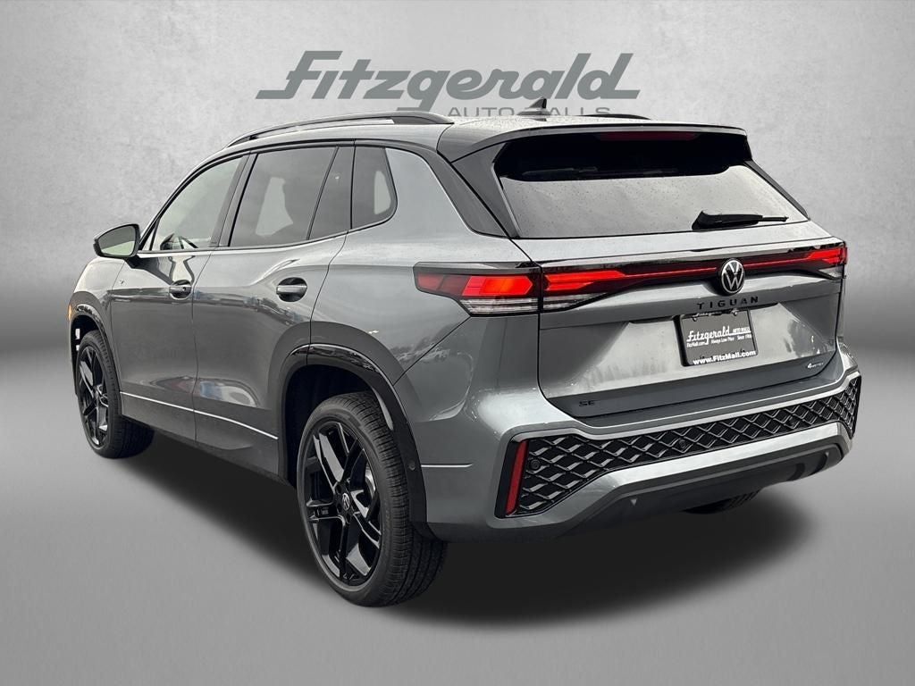 2026 Volkswagen Tiguan 2.0T SE R-Line Black