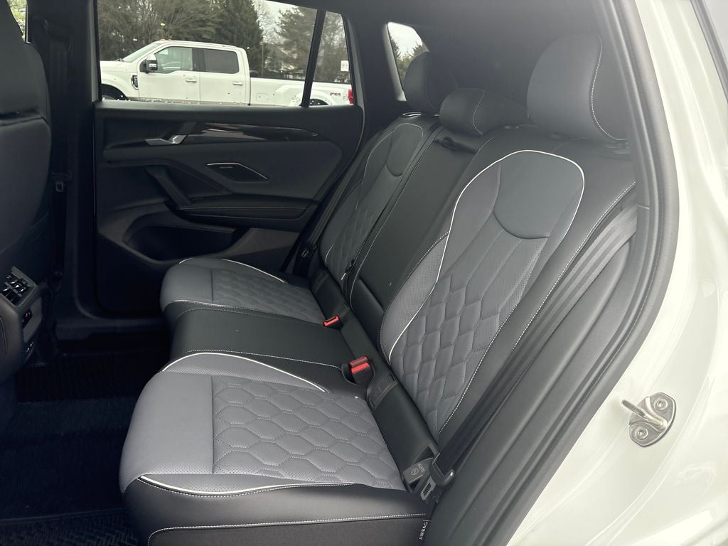 2026 Volkswagen Tiguan 2.0T SEL