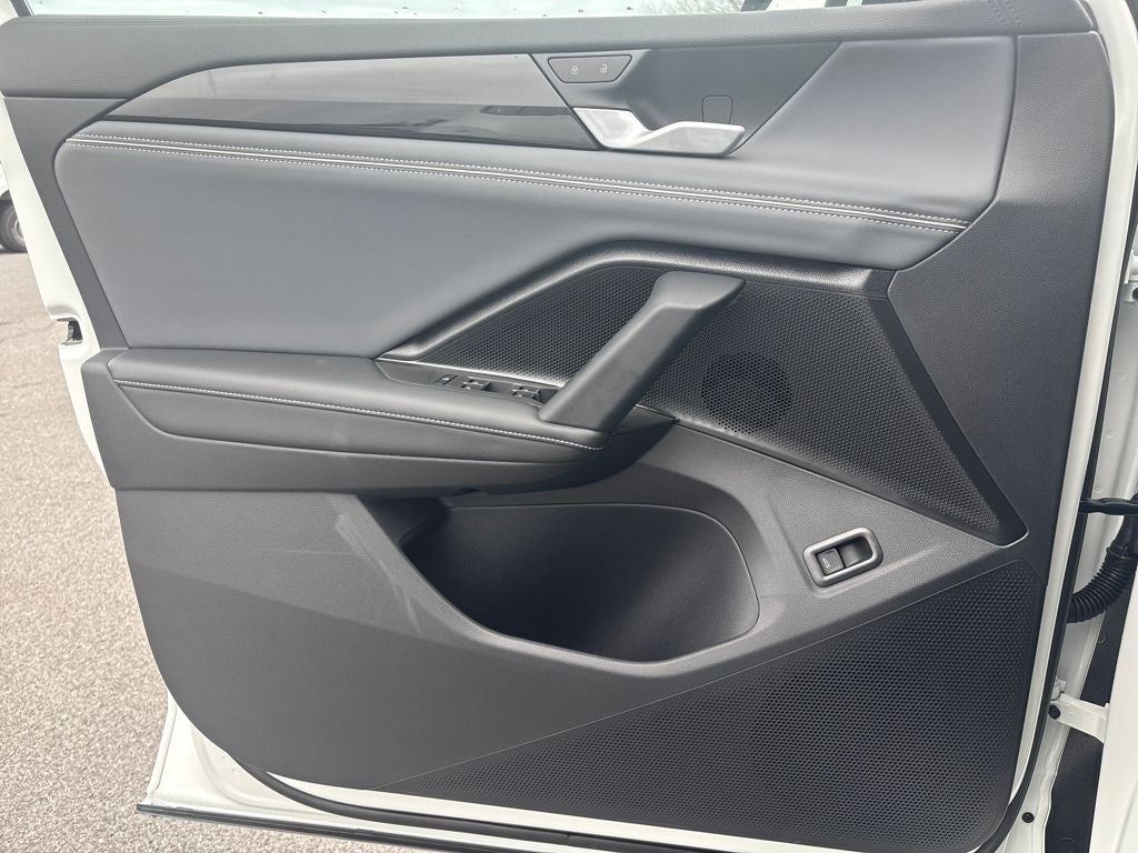 2026 Volkswagen Tiguan 2.0T SEL