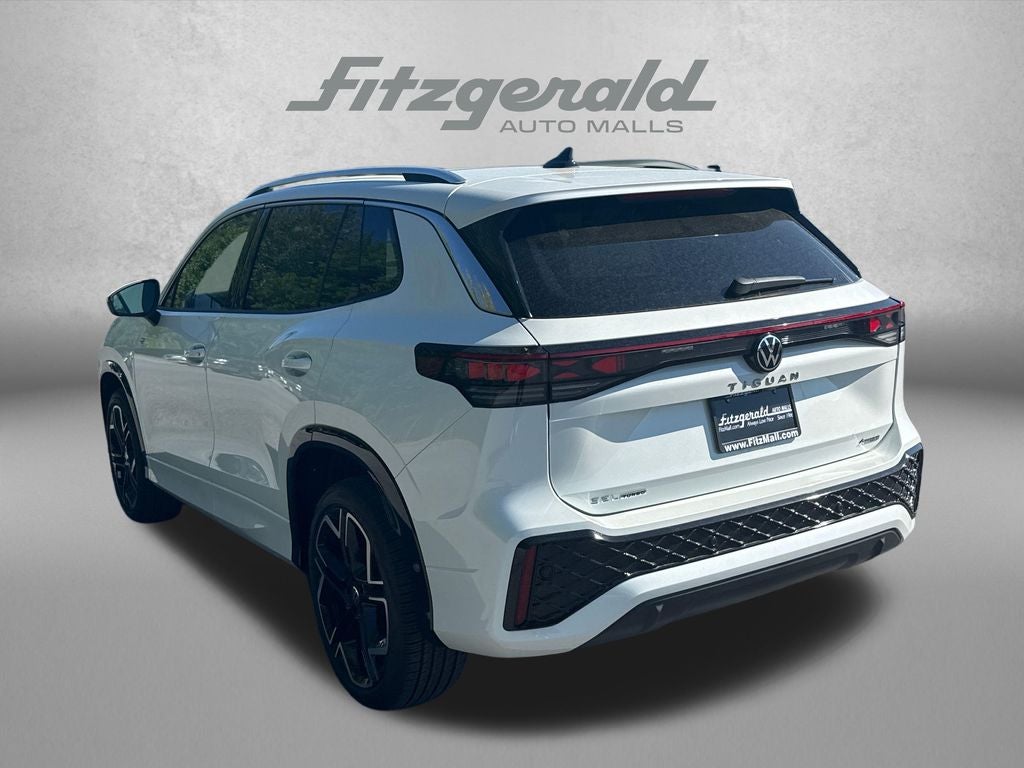 2026 Volkswagen Tiguan 2.0T SEL R-Line Turbo