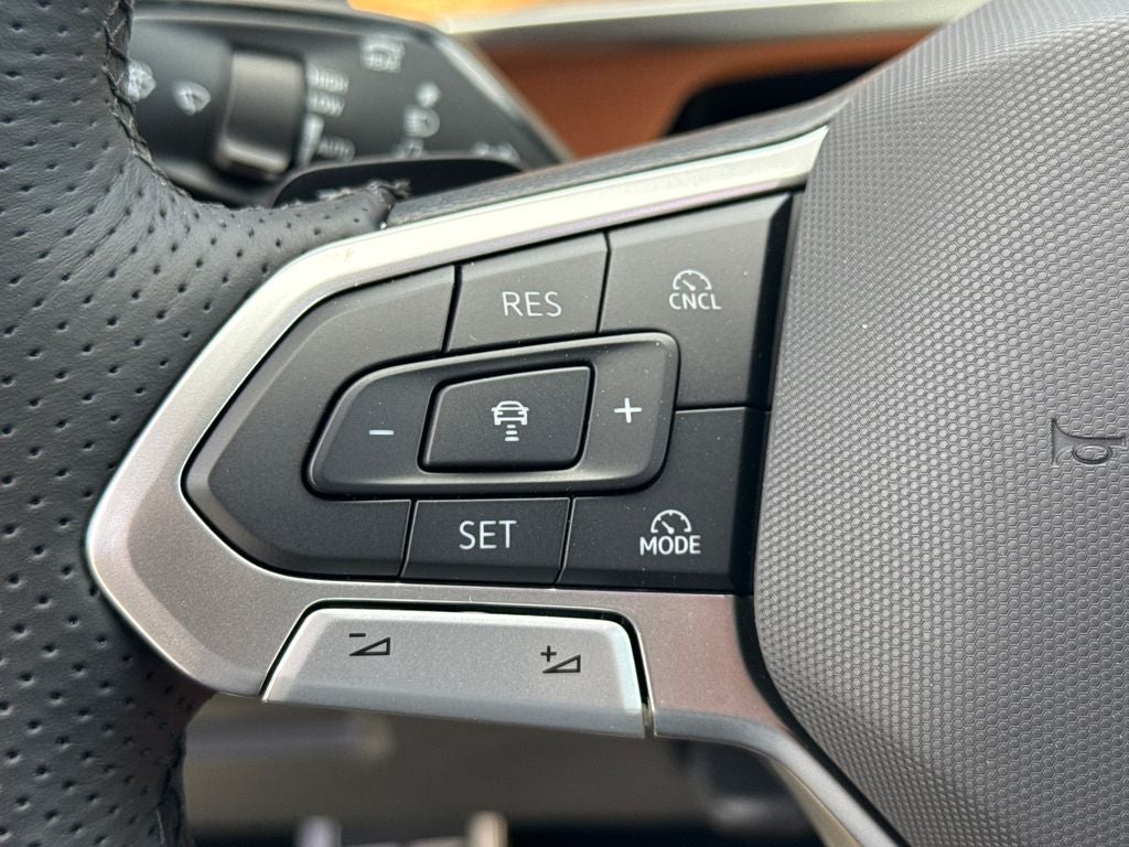 2026 Volkswagen Tiguan 2.0T SEL R-Line Turbo