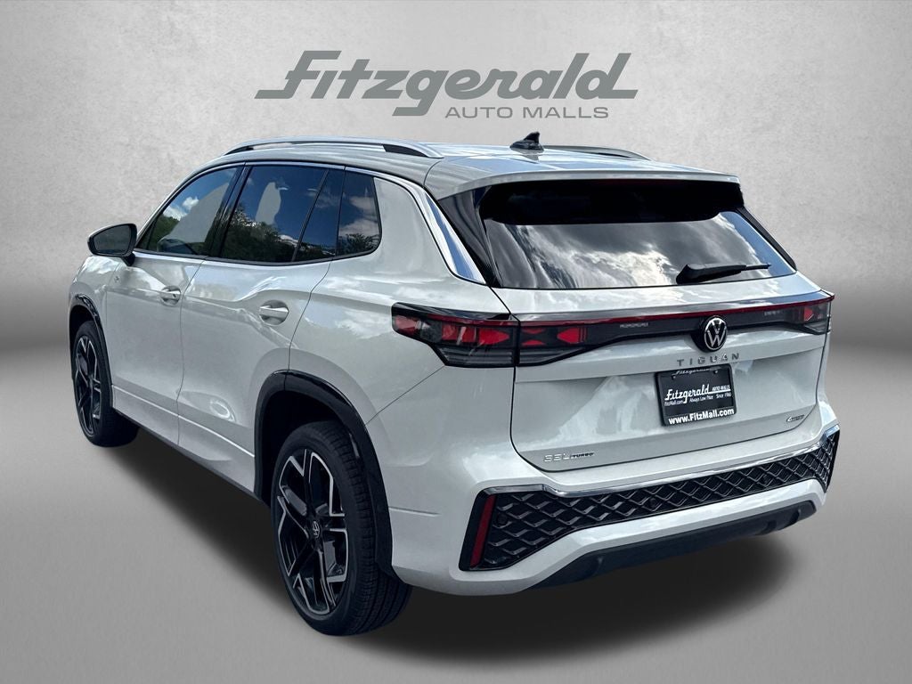 2026 Volkswagen Tiguan 2.0T SEL R-Line Turbo