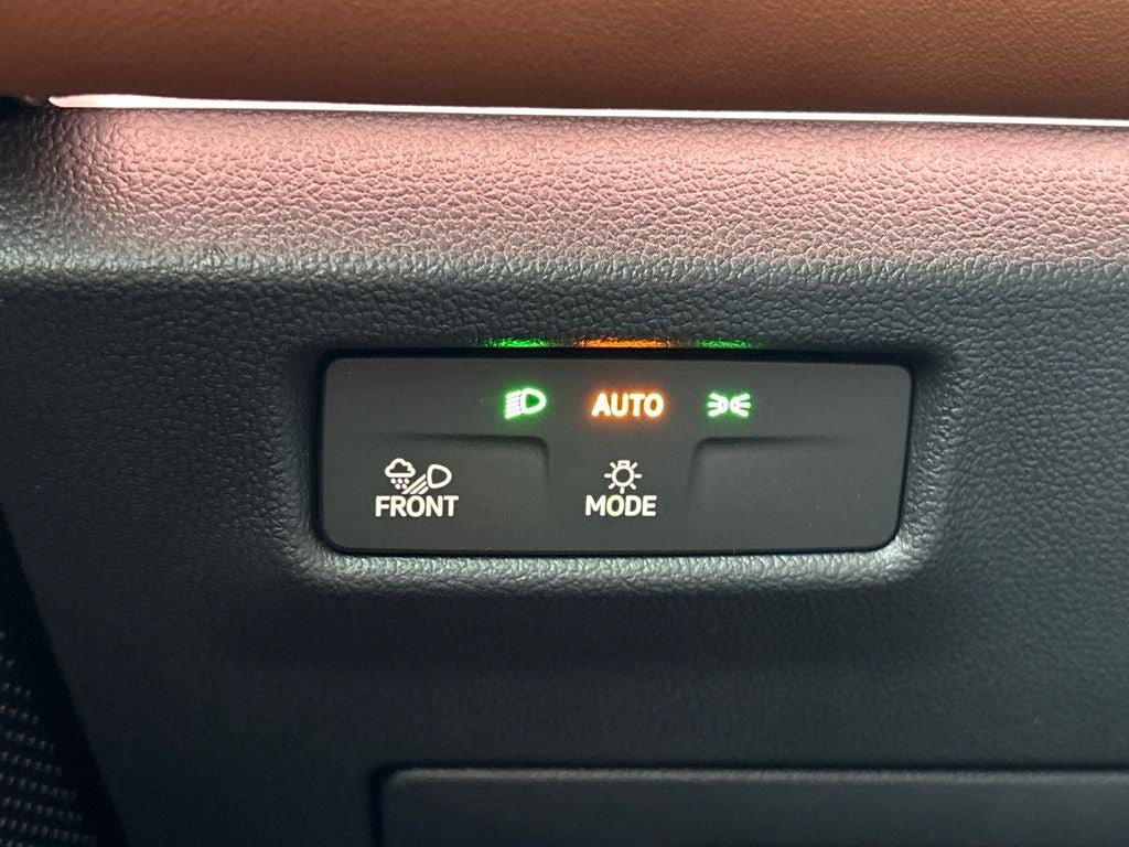 2026 Volkswagen Tiguan 2.0T SEL