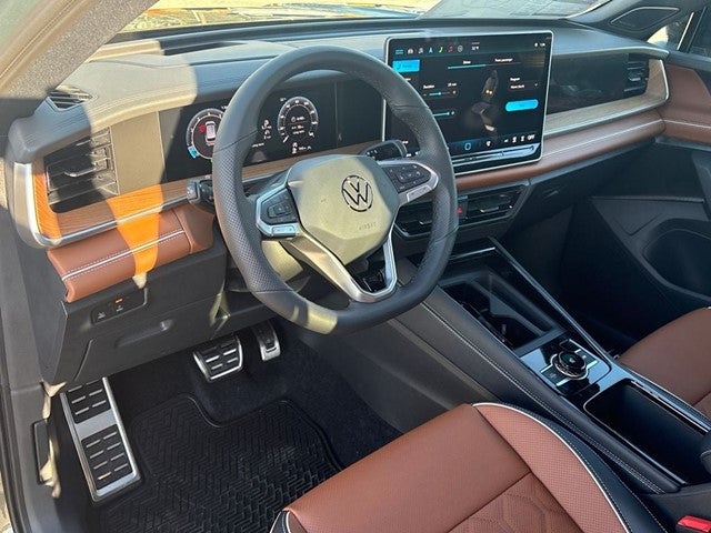 2026 Volkswagen Tiguan 2.0T SEL