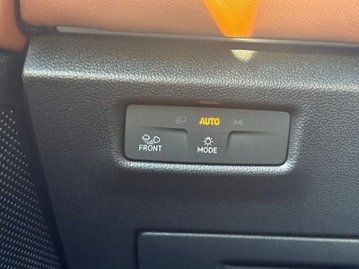 2026 Volkswagen Tiguan 2.0T SEL