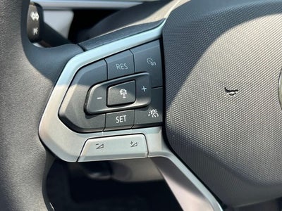 2025 Volkswagen Taos 1.5T SE