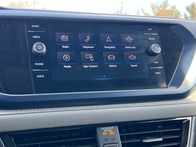 2024 Volkswagen Taos SE