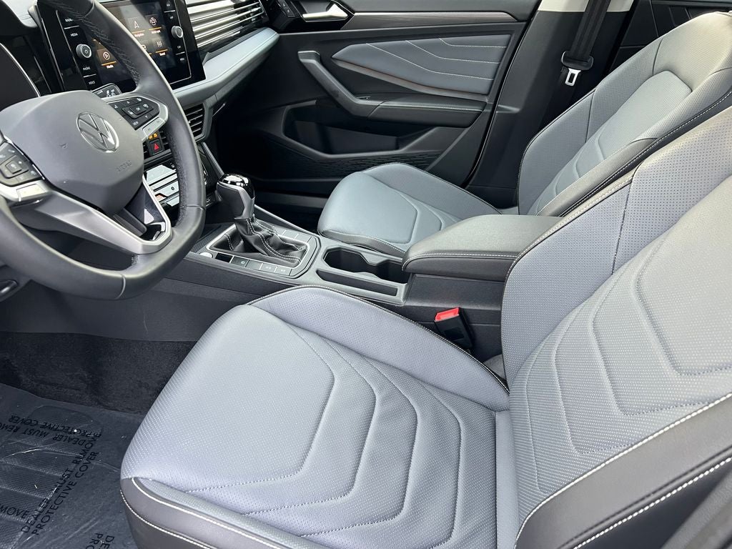 2025 Volkswagen Jetta SEL