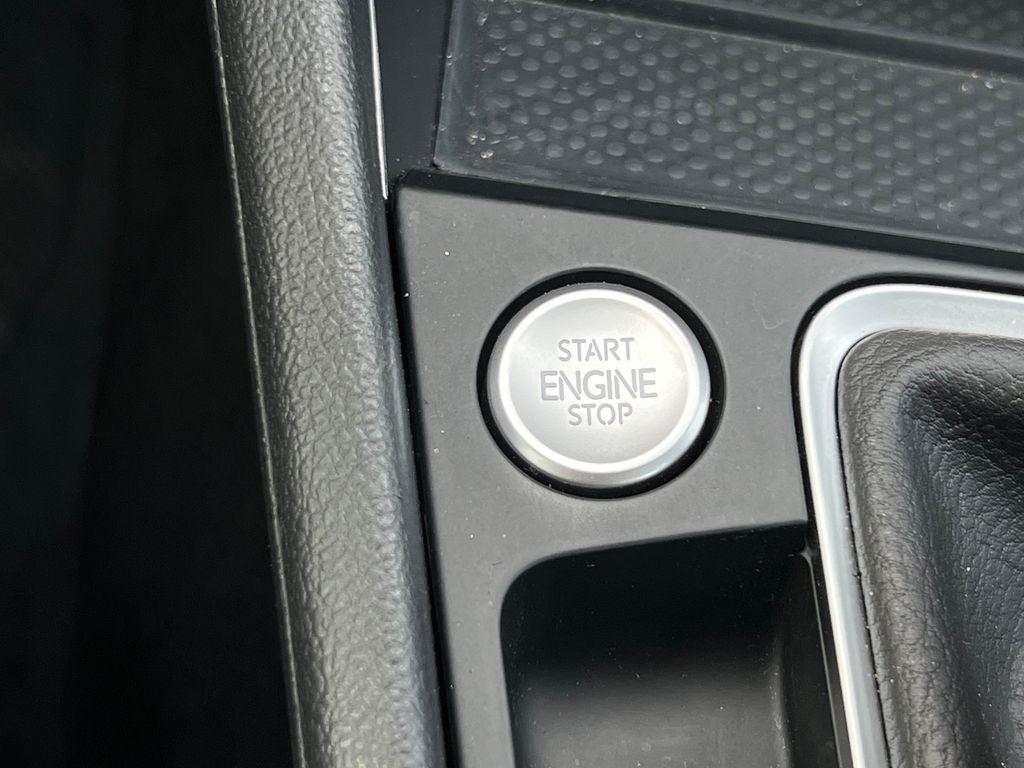 2025 Volkswagen Jetta SEL