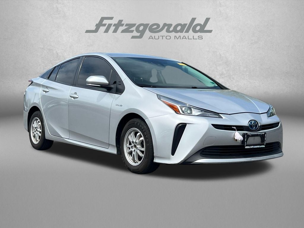 2022 Toyota Prius LE