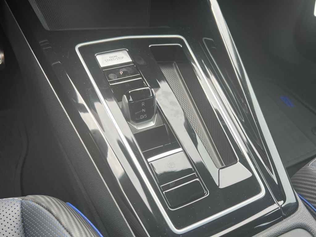 2026 Volkswagen Golf R 2.0T
