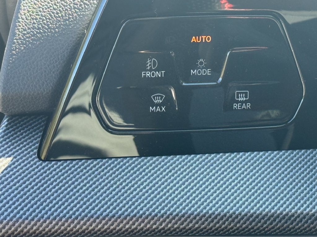 2026 Volkswagen Golf GTI Autobahn