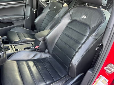 2017 Volkswagen Golf R DCC & Navigation 4Motion